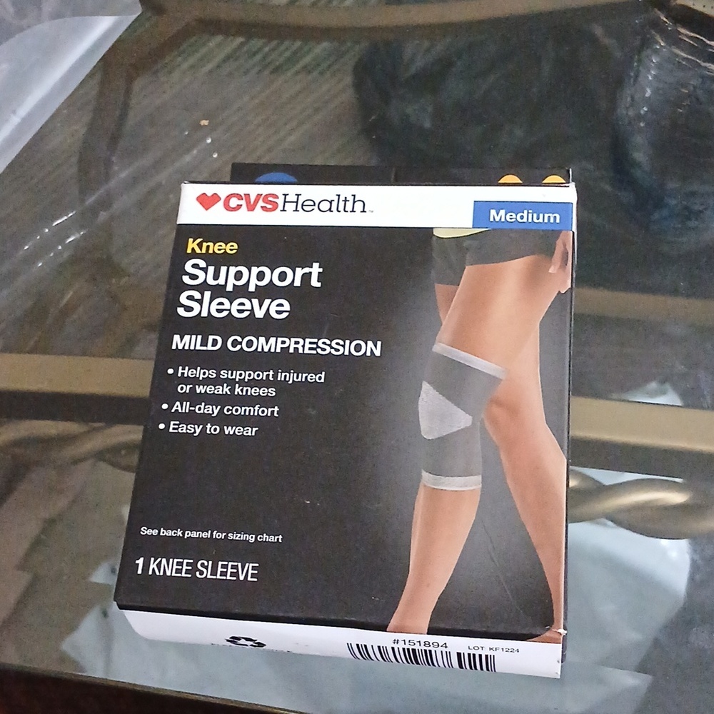 CVS Health Men's Knee Support Sleeve - Mild Compression Grey (Medium) New In Box